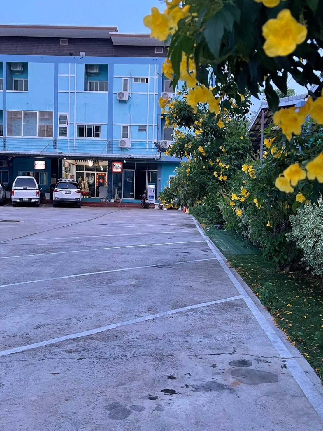ควีนเพลส สระบุรี Queenplace Saraburi Bagian luar foto